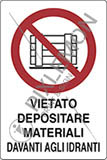 Cartello adesivo cm 18x12 vietato depositare materiali davanti agli idranti